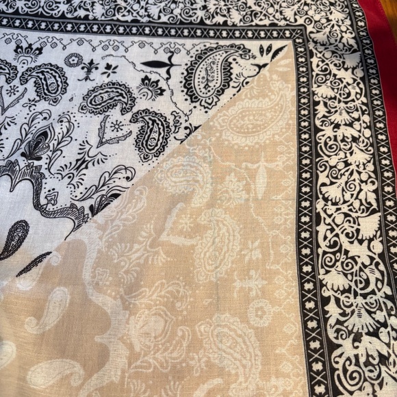 Scarf, Shawl Measures 68”x 32”, Excellent Condition - Picture 6 of 6